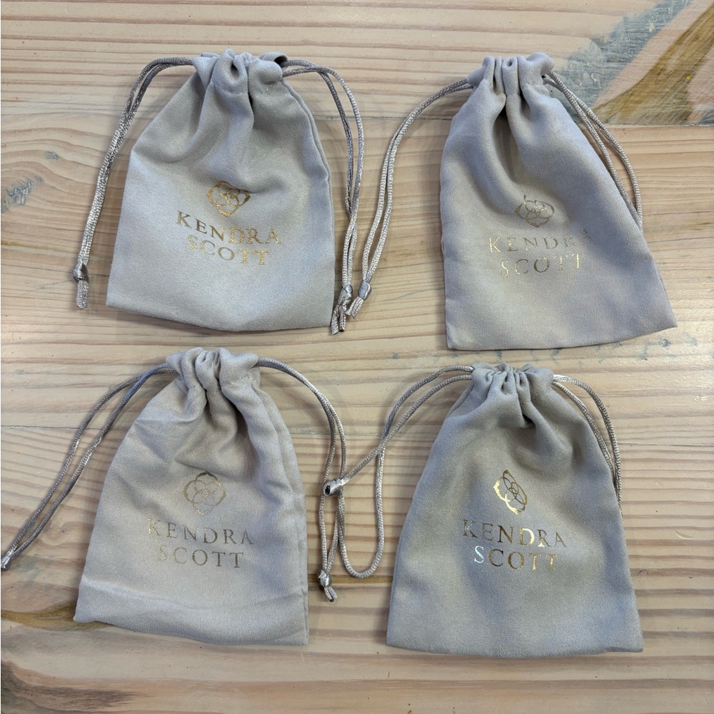 Kendra Scott Grey Jewelry Dust Bag Pouch Lot of 4 Bags 5.5 X 4.25 In Drawstring